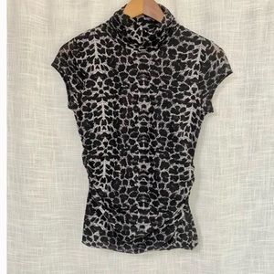 ‼️ $10 ‼️ animal print vintage top